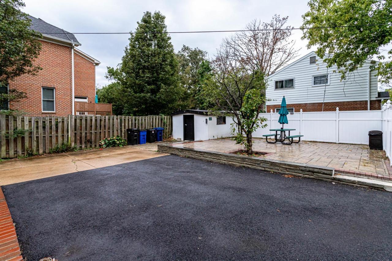 Escape To Our Cozy 3 Bed Rm 2 Bath Unit In Alexandria Va Exterior foto