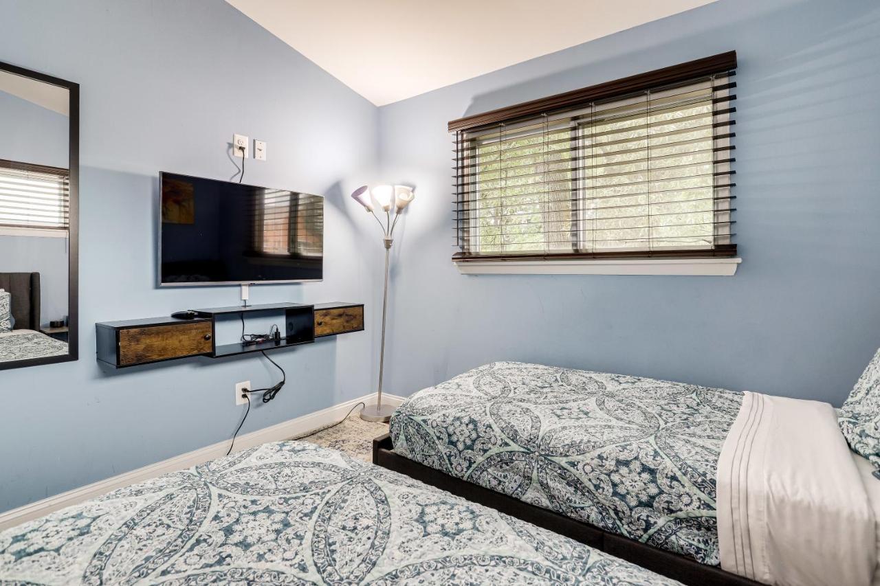 Escape To Our Cozy 3 Bed Rm 2 Bath Unit In Alexandria Va Exterior foto