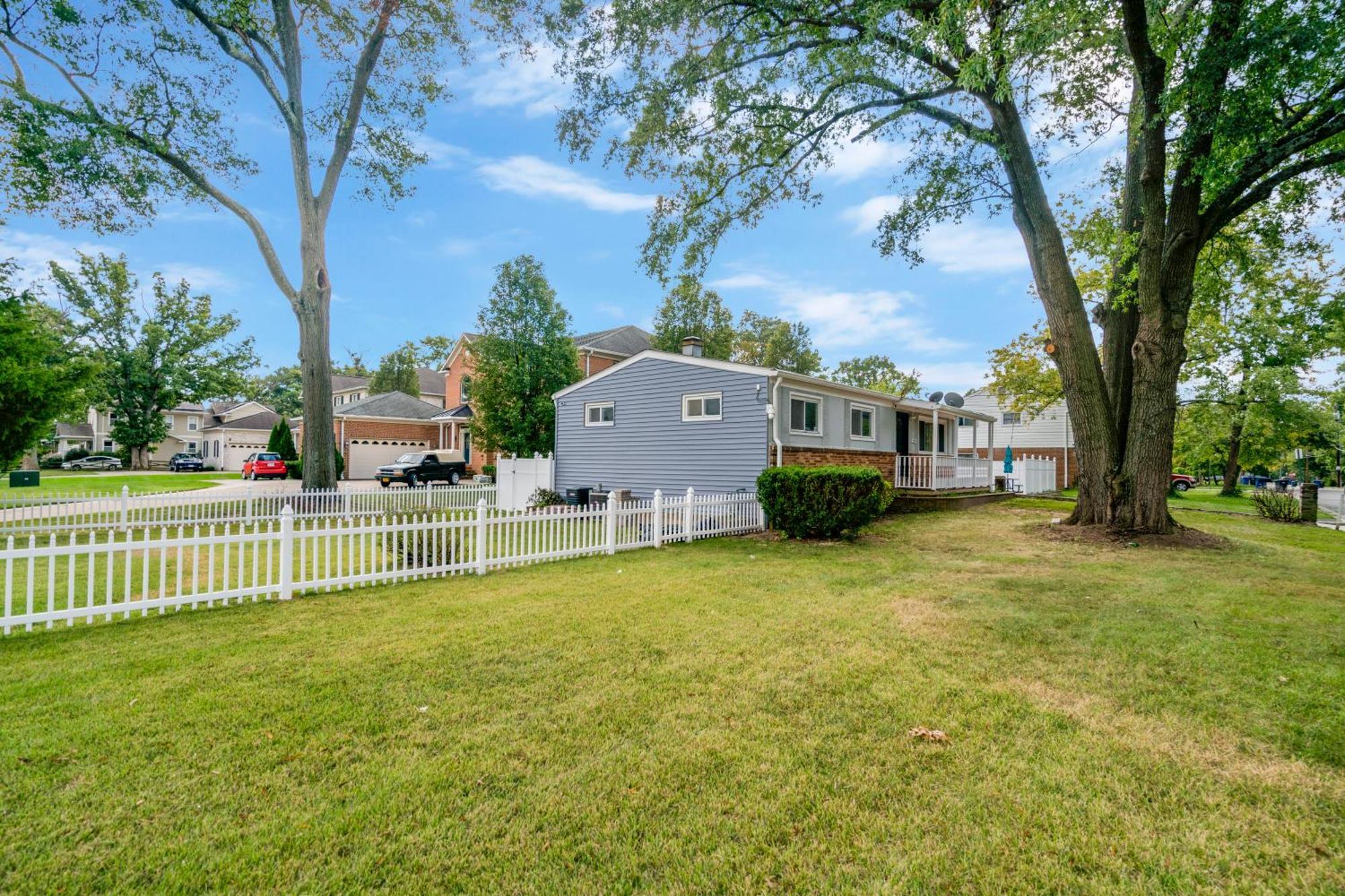 Escape To Our Cozy 3 Bed Rm 2 Bath Unit In Alexandria Va Exterior foto