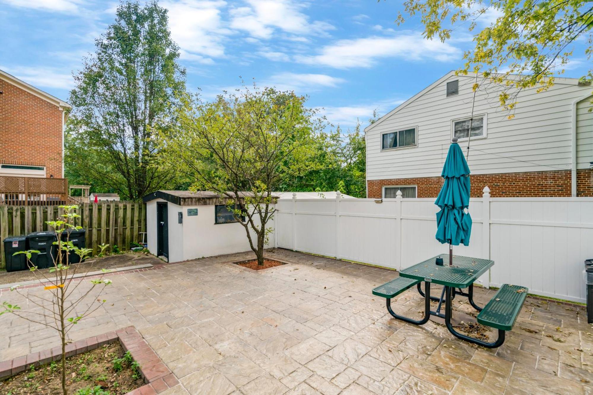Escape To Our Cozy 3 Bed Rm 2 Bath Unit In Alexandria Va Exterior foto